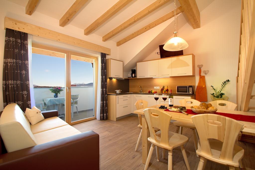 Apartament Stiflerhof Falzes Pokój zdjęcie